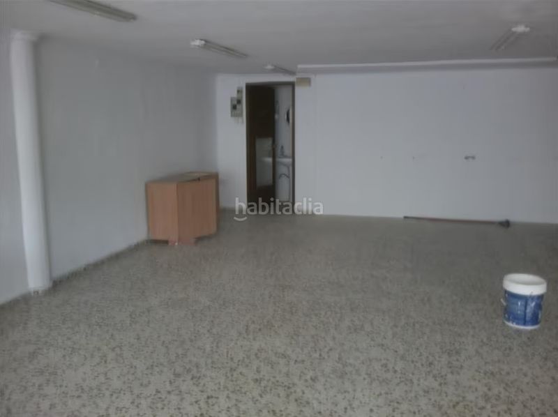 Foto 437b1892-6ff4-4f88-8809-463263c3d8f1. Locale commerciale in passeig marítim de neptú 85 in Gandia