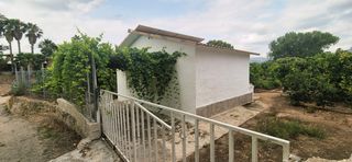 Masía  Partida montaner 301a. Casita rustica con terreno la marjal de gandía