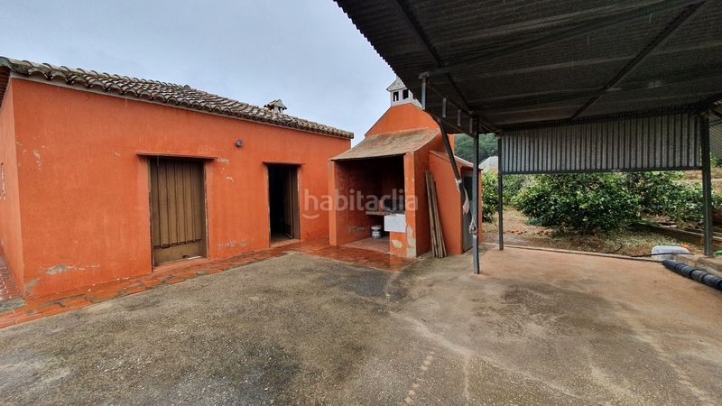 Foto efef1216-c225-4fb8-ab40-900a145d6665. Masia amb xemeneia calefacció aparcament piscina a Tavernes de la Valldigna