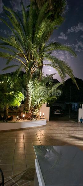 Foto 4a9c5ae9-f687-4ef7-97b4-a54a4dad7074. Xalet amb xemeneia calefacció aparcament piscina a Barx