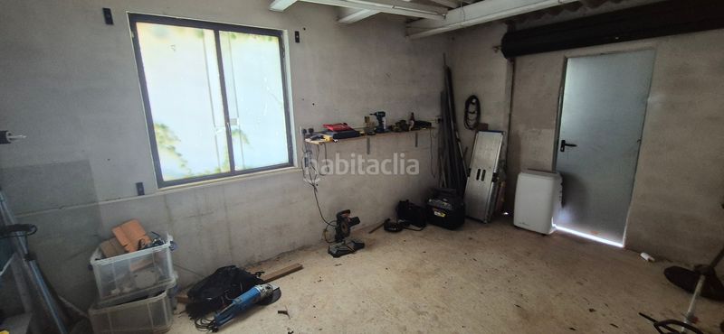 Foto e223347e-370c-4534-b003-ee33c47a4f67. Xalet amb xemeneia calefacció aparcament piscina a Barx