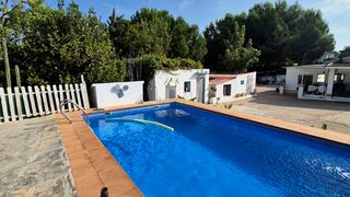 Xalet  N/a. Chalet con terreno en urb./colonia de montserrat (valencia)