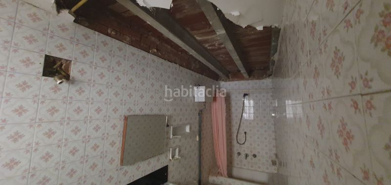 Foto 4e2a8a07-6c1c-4c07-b2dd-d67e35366e0f. Edifici a Barx