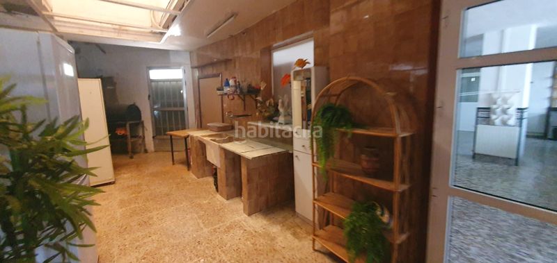 Foto 6c8e88a1-8e29-447e-bf40-1b7afec3c0c6. Edifici a Barx