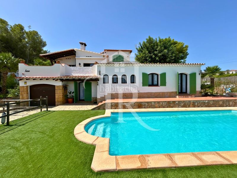 Foto fc90d255-5765-4f76-962d-11ea096cd17e. Chalet avec chauffage parking piscine dans Roda de Barà