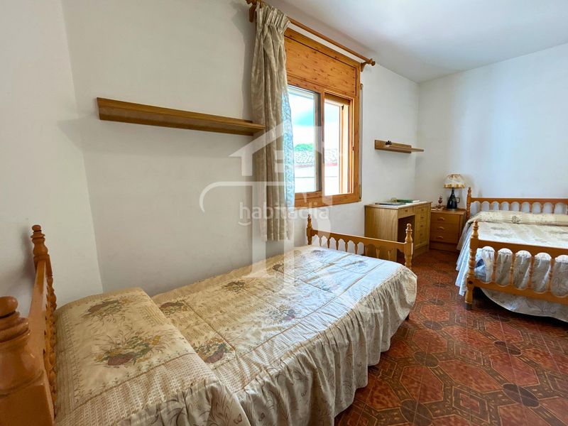 Foto f9e1ac5a-6152-4014-8f2c-ad700010e290. Casa adossada amb aparcament a Bonastre