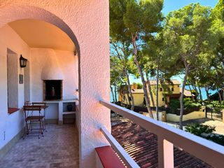 Piccolo appartamento in Roda de Barà. Precioso apartamento con vistas al mar