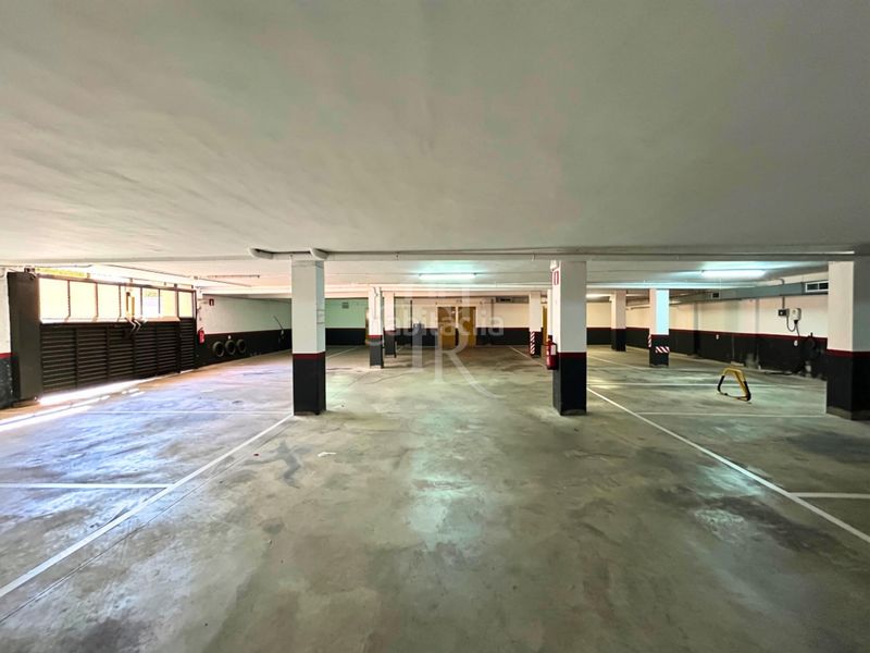 Foto 5e473d1f-1e6c-4c21-b582-8356654ca61f. Duplex avec parking piscine dans Roda de Barà
