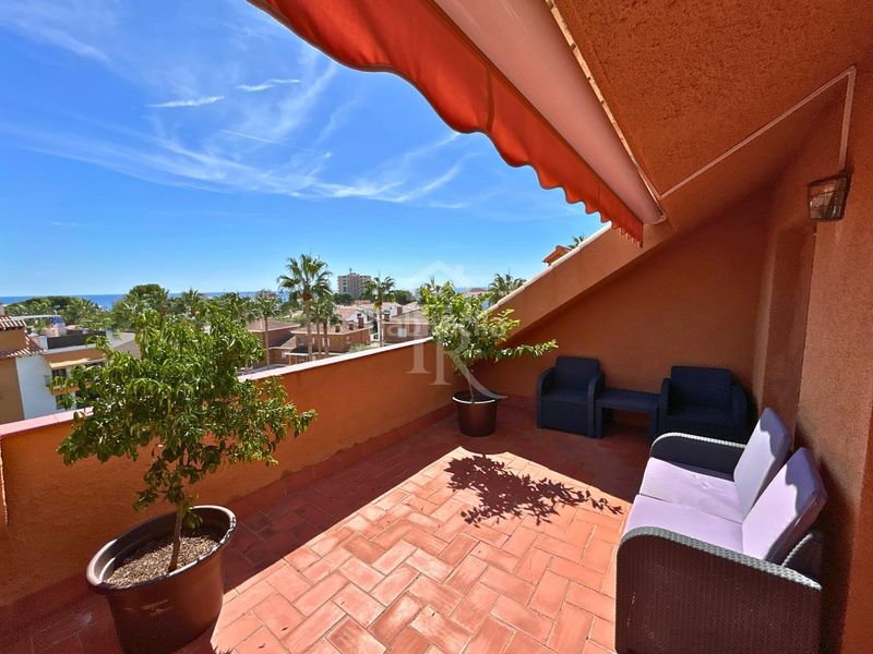 Foto dd84c548-6e48-4383-8fb4-cd5630e95426. Duplex avec parking piscine dans Roda de Barà