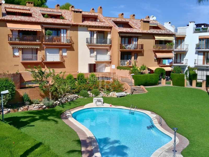 Foto f0a091c4-414e-41fc-9def-85d95990c538. Duplex avec parking piscine dans Roda de Barà
