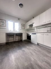 Affitto Appartamento  Calle de fernanflor. Magnífica vivienda exterior de 108 m² en alquiler en el barrio d