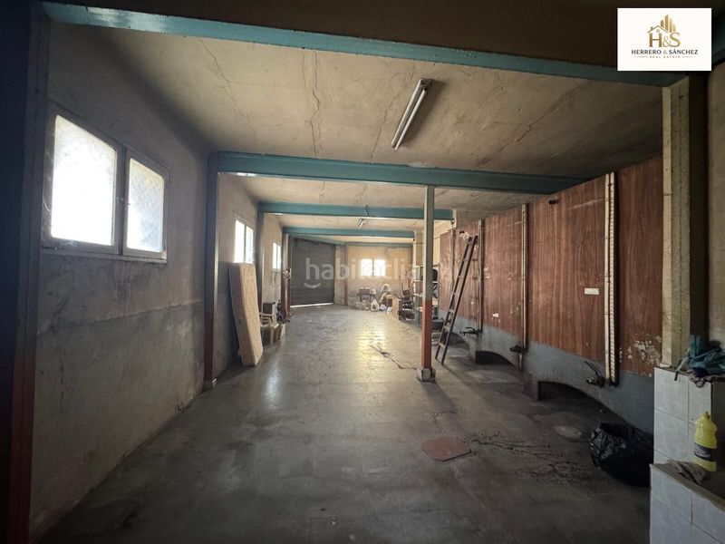 Foto 4fb9dd11-8aa6-4ff0-ae13-ddaa865a0527. Edifici a Novelda