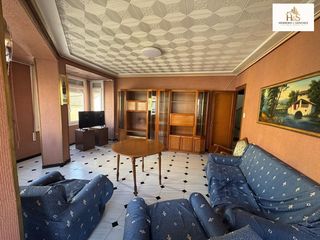 Affitto Appartamento in Novelda. Amplia vivienda de 5 dormitorios en una de las mejores zonas de