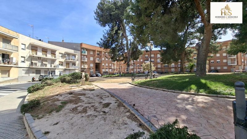 Foto f3064953-a851-4a2e-9be1-85c1cb6cb7e2. Terreny residencial a Novelda