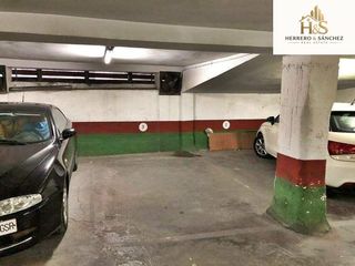 Aparcament cotxe a Calle de El Cid