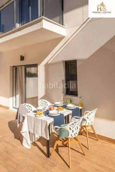 Foto 01f5940a-f043-4739-ac06-8e8723d8b626. Edificio  de apartamentos en venta calle hellín a 50 m de Gran Playa en Santa Pola