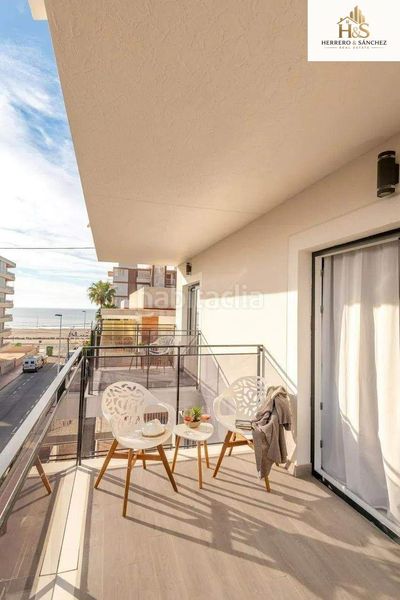 Foto 042b74fc-d22f-4261-b125-a7c7f7ee5f58. Edificio  de apartamentos en venta calle hellín a 50 m de Gran Playa en Santa Pola