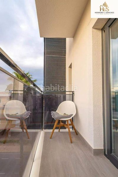 Foto 15a7047c-e65d-4f37-ba57-9fd480badc2b. Edificio  de apartamentos en venta calle hellín a 50 m de Gran Playa en Santa Pola