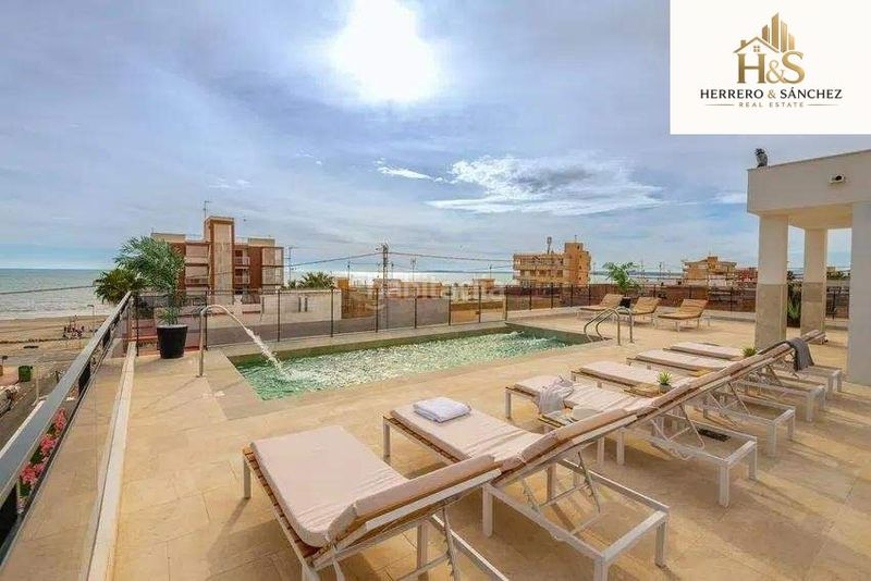 Foto 4a190b31-1061-4405-b9a1-ebcfcf85dc5a. Edificio  de apartamentos en venta calle hellín a 50 m de Gran Playa en Santa Pola