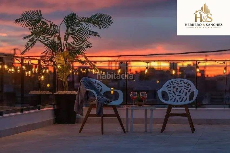 Foto 4a3b65d6-32ea-4a51-b44b-d6e6f1c7b548. Edificio  de apartamentos en venta calle hellín a 50 m de Gran Playa en Santa Pola