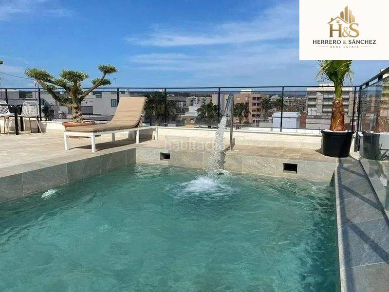Foto 5b48e7d5-9e5e-4f64-887c-d80513e13ca8. Edificio  de apartamentos en venta calle hellín a 50 m de Gran Playa en Santa Pola