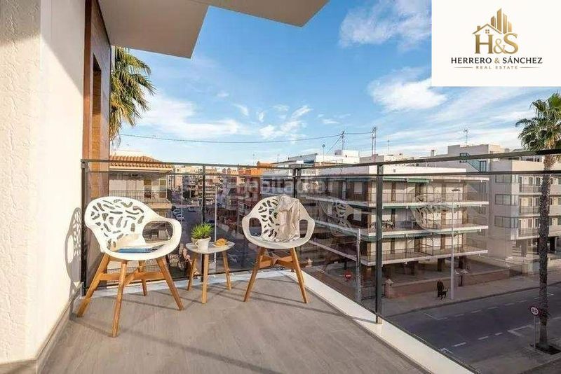 Foto 6ef33686-1bce-484a-b36b-83d08e330aba. Edificio  de apartamentos en venta calle hellín a 50 m de Gran Playa en Santa Pola