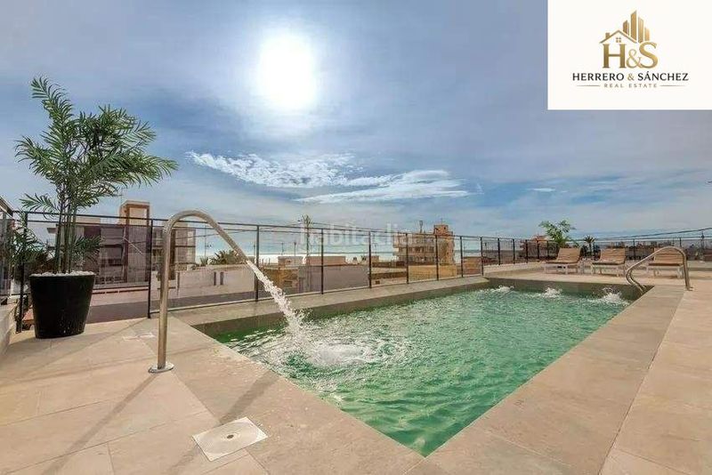 Foto be0f981e-3a76-4741-b595-a1e3040f37a0. Edificio  de apartamentos en venta calle hellín a 50 m de Gran Playa en Santa Pola
