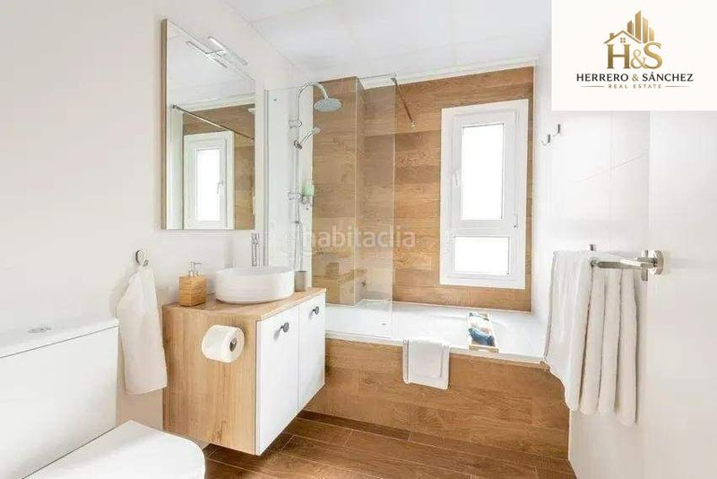 Foto db15d526-1334-4d66-bbee-d6502e4a9753. Edificio  de apartamentos en venta calle hellín a 50 m de Gran Playa en Santa Pola