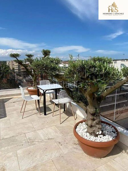 Foto ee2efc03-b576-4844-be50-6fe56e4dbfba. Edificio  de apartamentos en venta calle hellín a 50 m de Gran Playa en Santa Pola