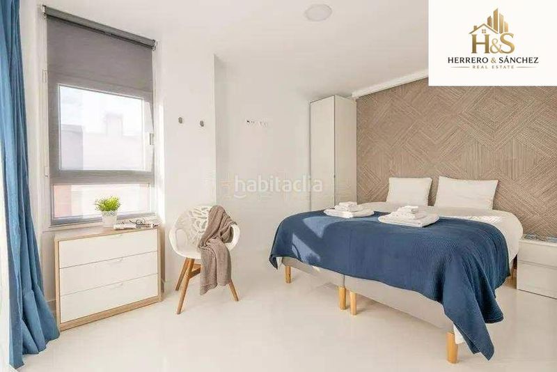 Foto fc911342-f3d1-4b89-984b-adc5ec194910. Edificio  de apartamentos en venta calle hellín a 50 m de Gran Playa en Santa Pola