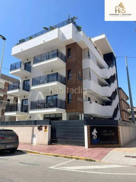Foto fe18a57e-cee3-4190-83db-f1f4efef9819. Edificio  de apartamentos en venta calle hellín a 50 m de Gran Playa en Santa Pola