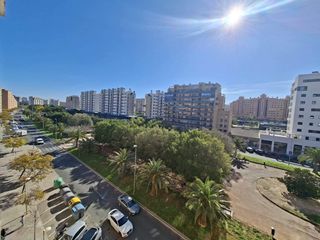 Pis a Playa de San Juan. Elegancia, luz y ubicación perfecta en una de las mejores zonas