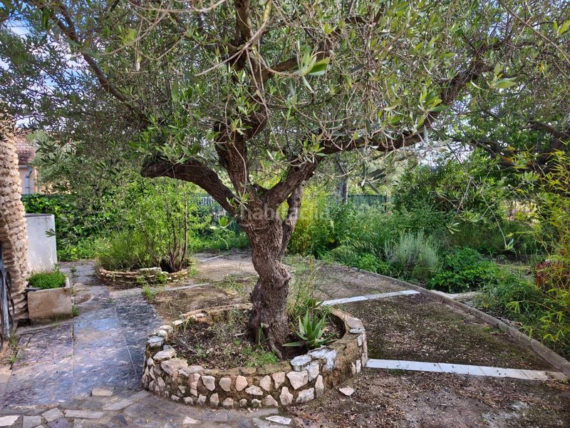 Foto 011e9872-e35d-4275-8a13-79c8387b28af. Casa amb aparcament piscina a Onil