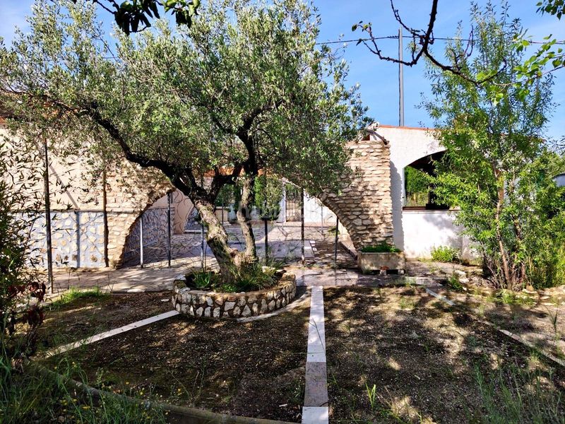 Foto 47e6757f-3e76-4a03-9a55-970aa875cf1e. Casa amb aparcament piscina a Onil