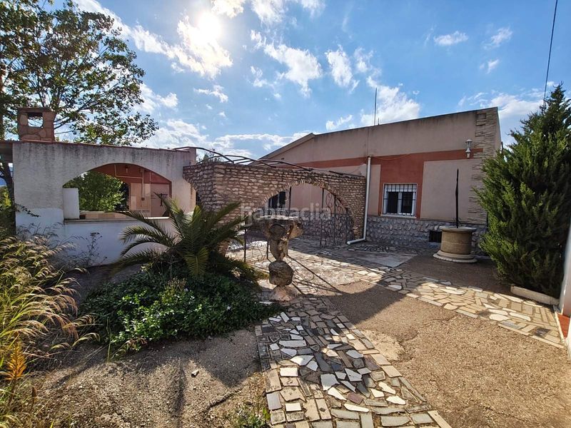 Foto 890dfc48-1571-4b6f-9367-db19bb03065d. Casa amb aparcament piscina a Onil