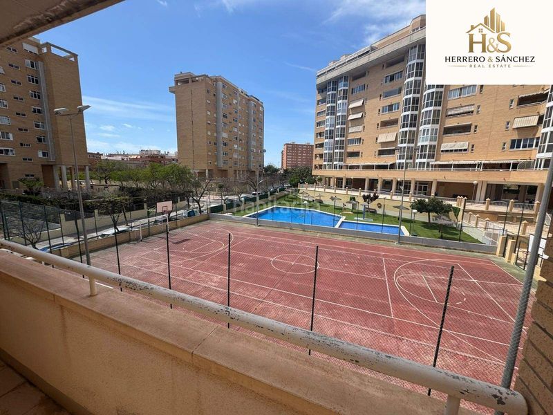 Foto 6b9aa14b-4b97-401c-8e76-ed45968c10a2. Casa amb calefacció aparcament piscina a San Gabriel Alicante
