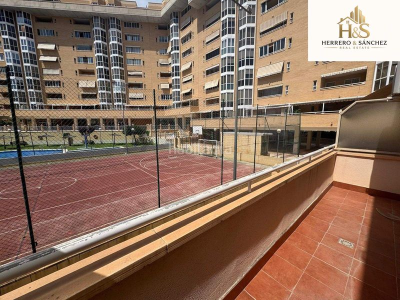 Foto 7a22688a-e826-4189-a6b6-16578899d6e9. Casa amb calefacció aparcament piscina a San Gabriel Alicante