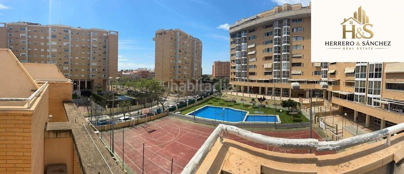 Foto 947efa8b-80db-4d36-84d0-2149df6b4d2c. Casa amb calefacció aparcament piscina a San Gabriel Alicante