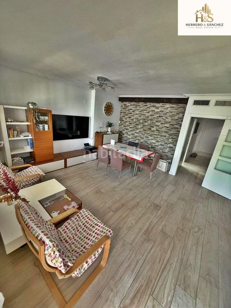 Foto a9a80867-70ce-4a4f-813c-7f297a4323c3. Casa amb calefacció aparcament piscina a San Gabriel Alicante