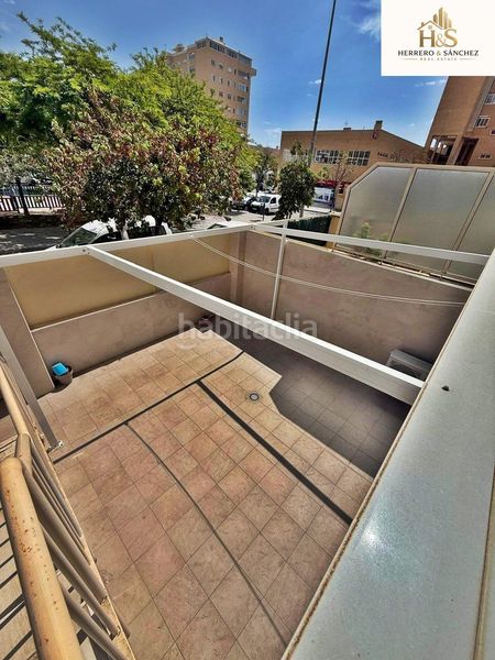 Foto b82c49c9-409e-4b6f-bc9e-4764ca431fe4. Casa amb calefacció aparcament piscina a San Gabriel Alicante