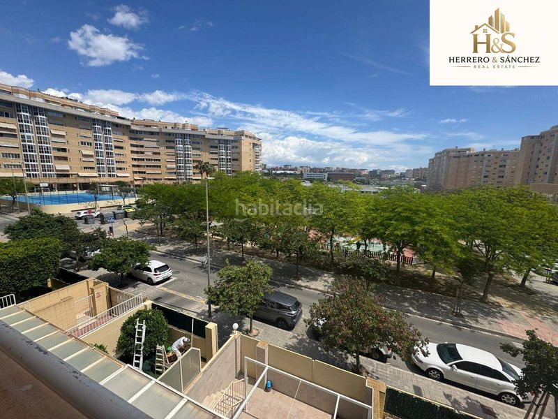 Foto eb407879-f89d-45c9-9d39-4b32f4f4a6a3. Casa amb calefacció aparcament piscina a San Gabriel Alicante