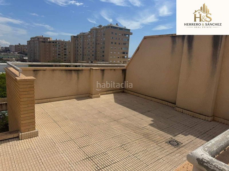 Foto ffba9aed-bf0b-476e-878b-1abcecd6035a. Casa amb calefacció aparcament piscina a San Gabriel Alicante