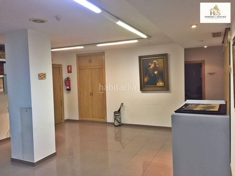 Foto e6a83814-8589-40be-a070-bf166bc4e76e. Pis amb calefacció aparcament a Casco Antiguo - Sta. Cruz - Ayuntamiento Alicante