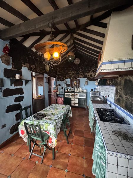 Foto fc71a73c-3deb-4584-b078-55496dd3865a. Casa a Los Realejos pueblo Realejos (Los)