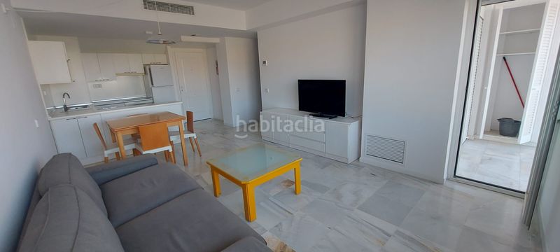 Foto a2964772-47b6-456c-877f-105d05a583d4. Location appartement avec parking piscine dans Marina Botafoc-Talamanca Ibiza