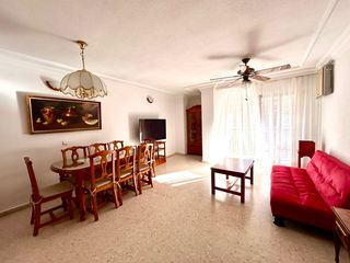 Etagenwohnung in Parque Ayala - Jardín de la Abadía - Huelín