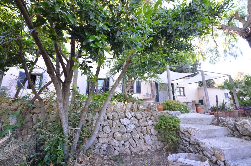 Foto 6cd57368-84bf-4a4a-9576-5c903410dde4. Casa adossada amb xemeneia calefacció aparcament a Puigpunyent
