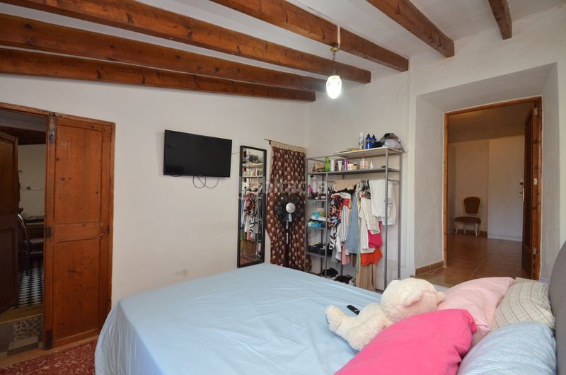 Foto 89aaadfd-2224-44ea-9f0f-3c28c348ef0c. Casa adossada amb xemeneia calefacció aparcament a Puigpunyent