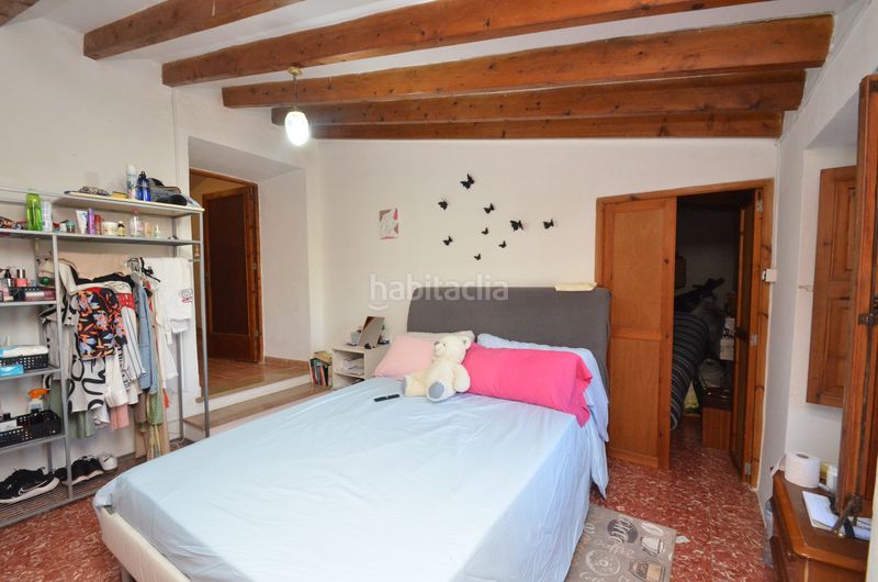 Foto c495f49f-5d4a-41e8-a48e-1ea3f92db4f5. Casa adossada amb xemeneia calefacció aparcament a Puigpunyent
