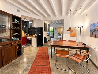 Rez-de-chaussée à El Sindicat. Acogedor piso con encanto de casa y varias terrazas, en una zona